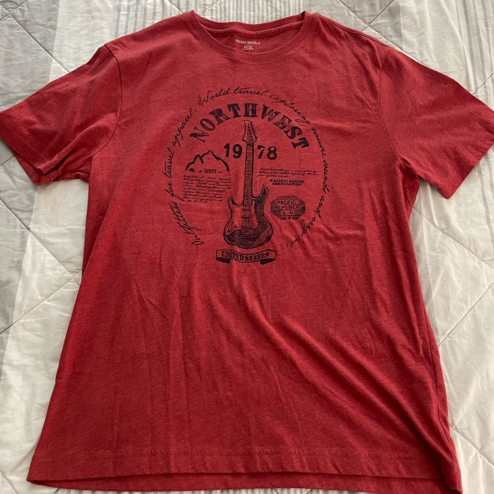 Banana republic t-shirt